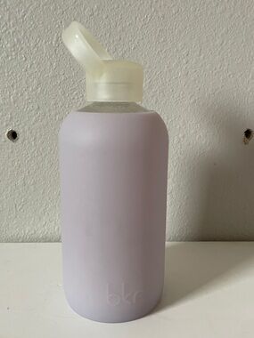 $8💄 bkr Lavender Glass Bottle
